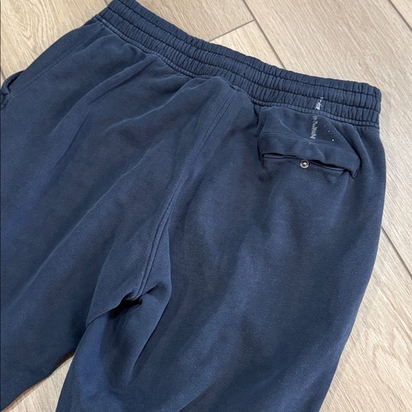 Under Armour Logo Black Joggers Sz XL Distressed Loungewear Comfy Relaxed - Picture 9 of 10